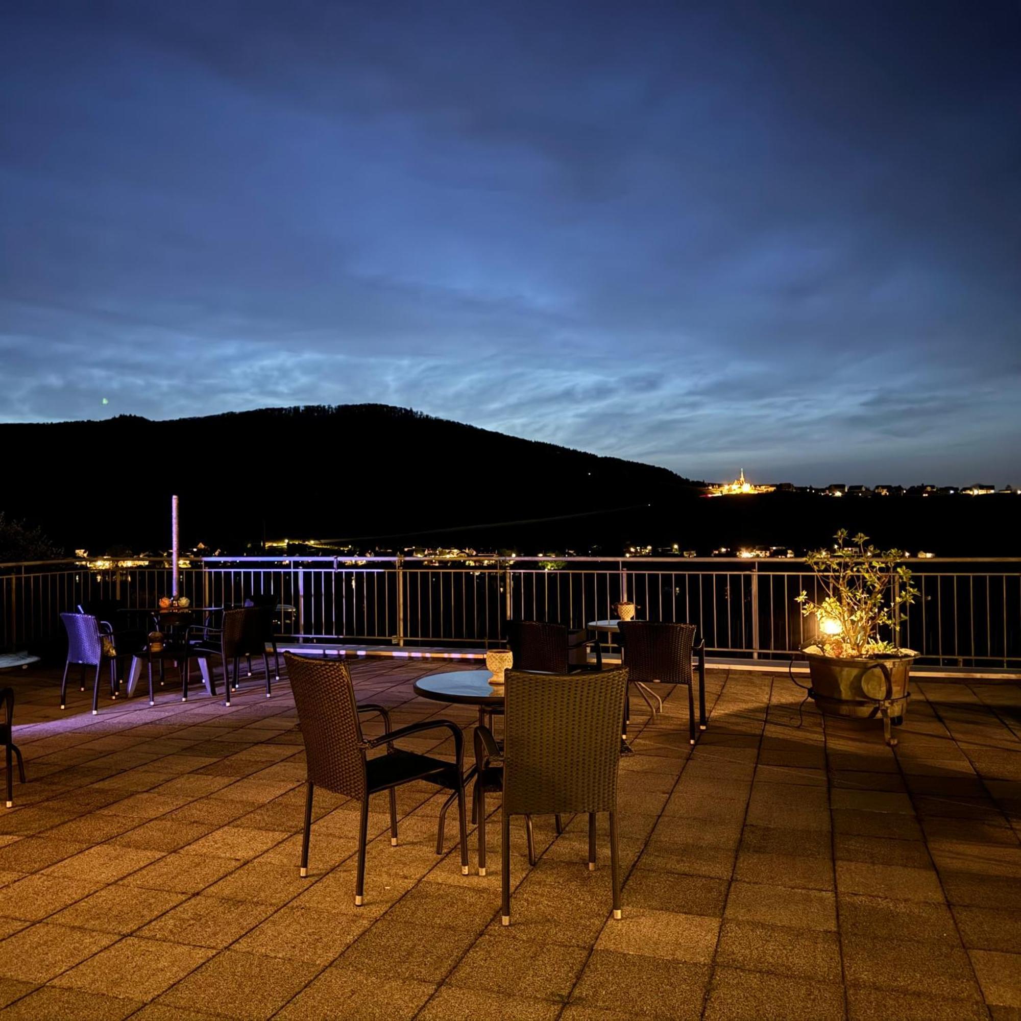 Weingut Tiliahof Bed & Breakfast Brauneberg Exterior foto