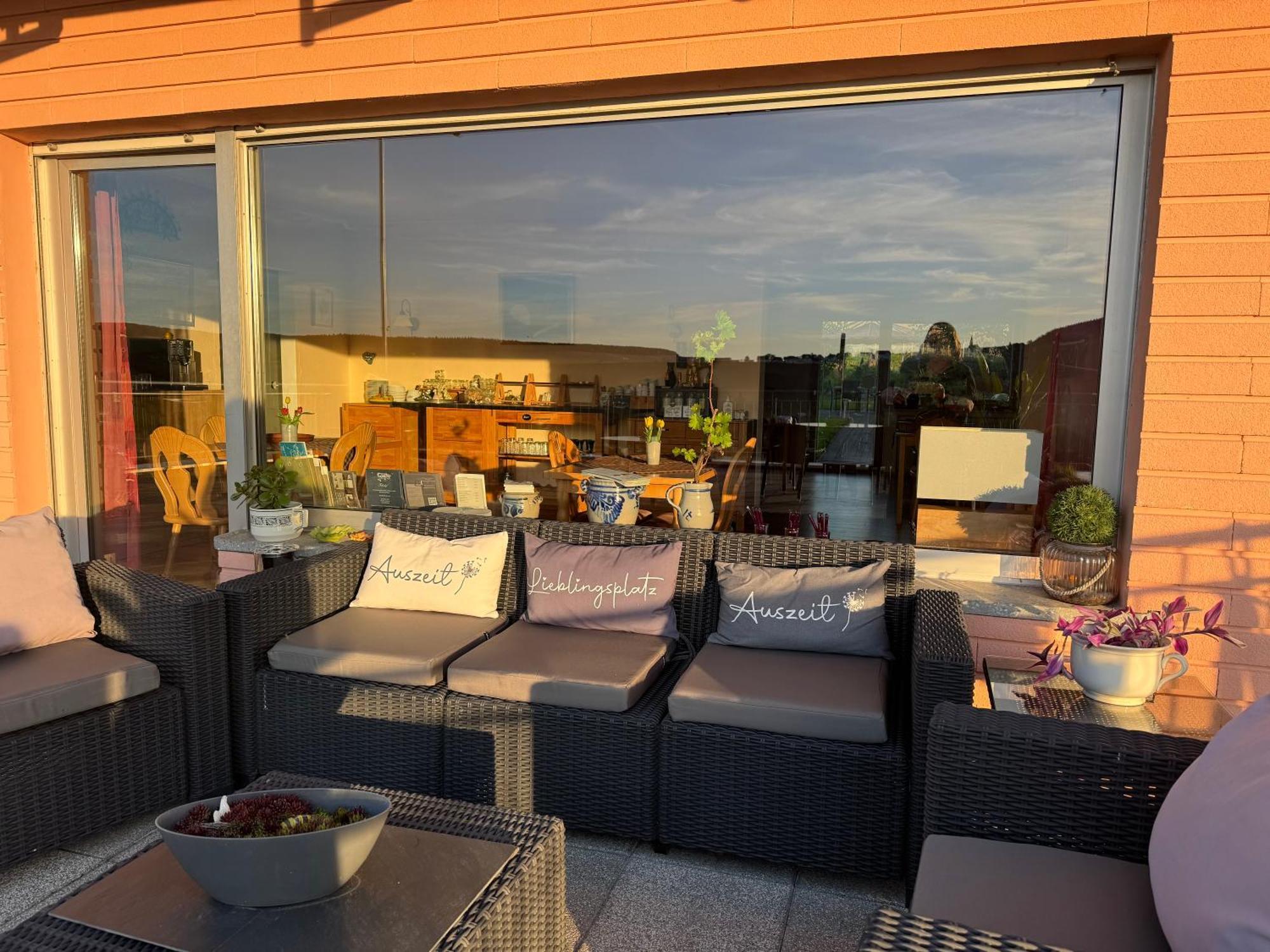Weingut Tiliahof Bed & Breakfast Brauneberg Exterior foto